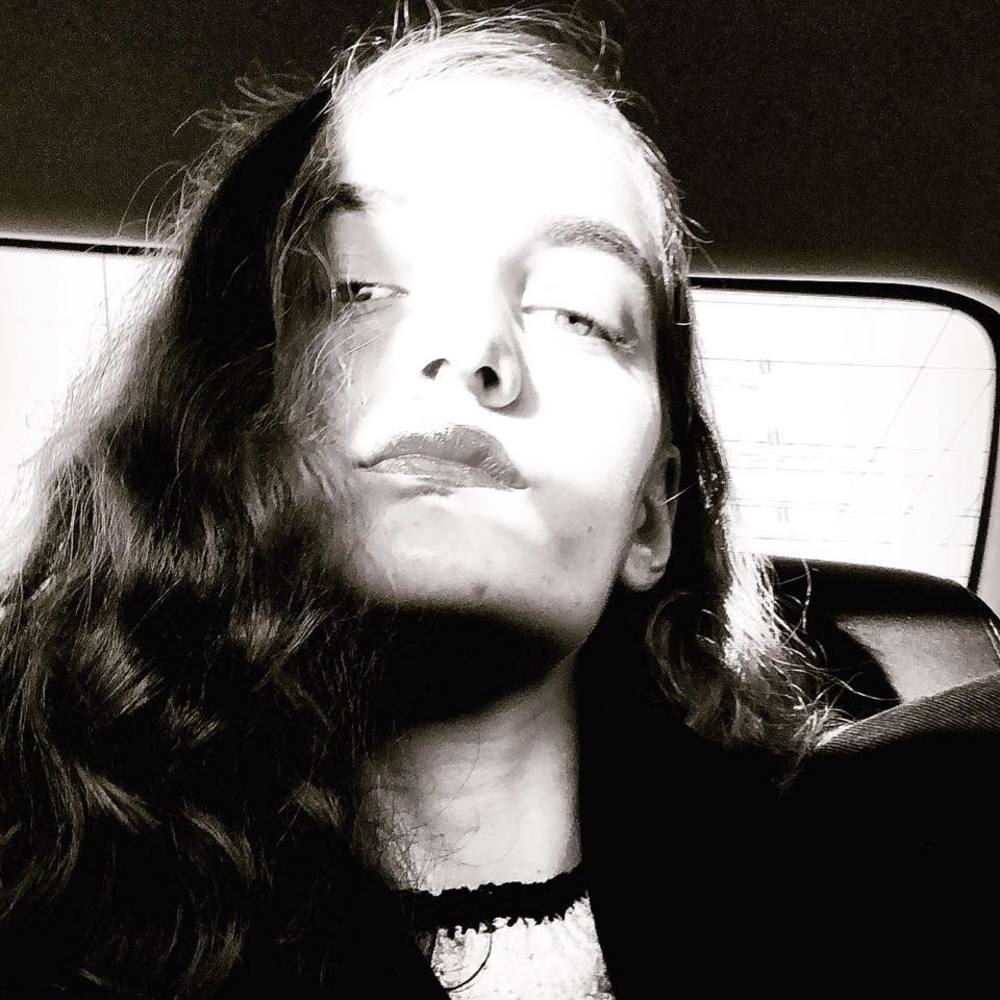 Meet your Posher, Elene